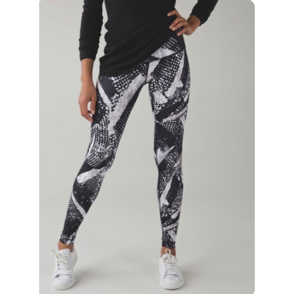 Lululemom Wunder Under Pant III